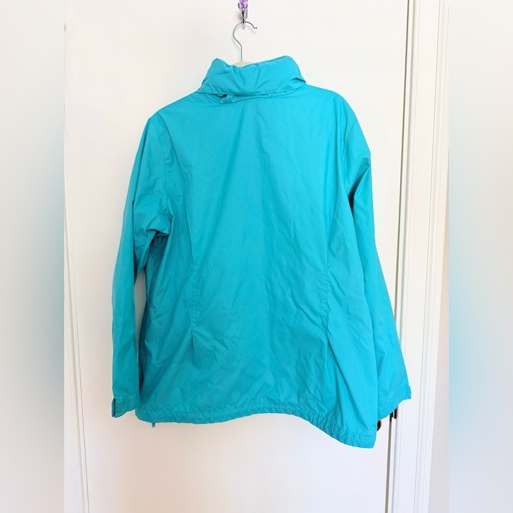 Columbia Rain Jacket‎ - Picture 2 of 5